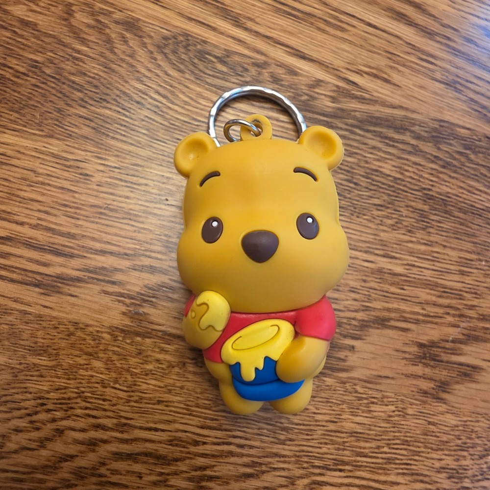Disney Winnie the Pooh 3D Rubber Keychain Hunny Pot Figural Bag Charm